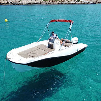 V2 5.0 of Lizard Boats in Ibiza